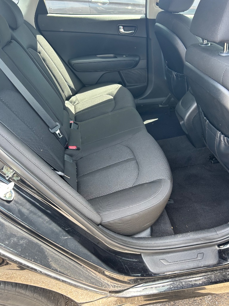 2016 Kia Optima LX - Photo 7