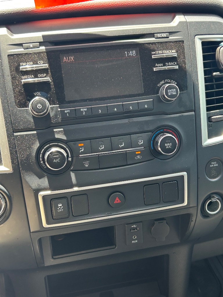 2017 Nissan Titan S - Photo 6
